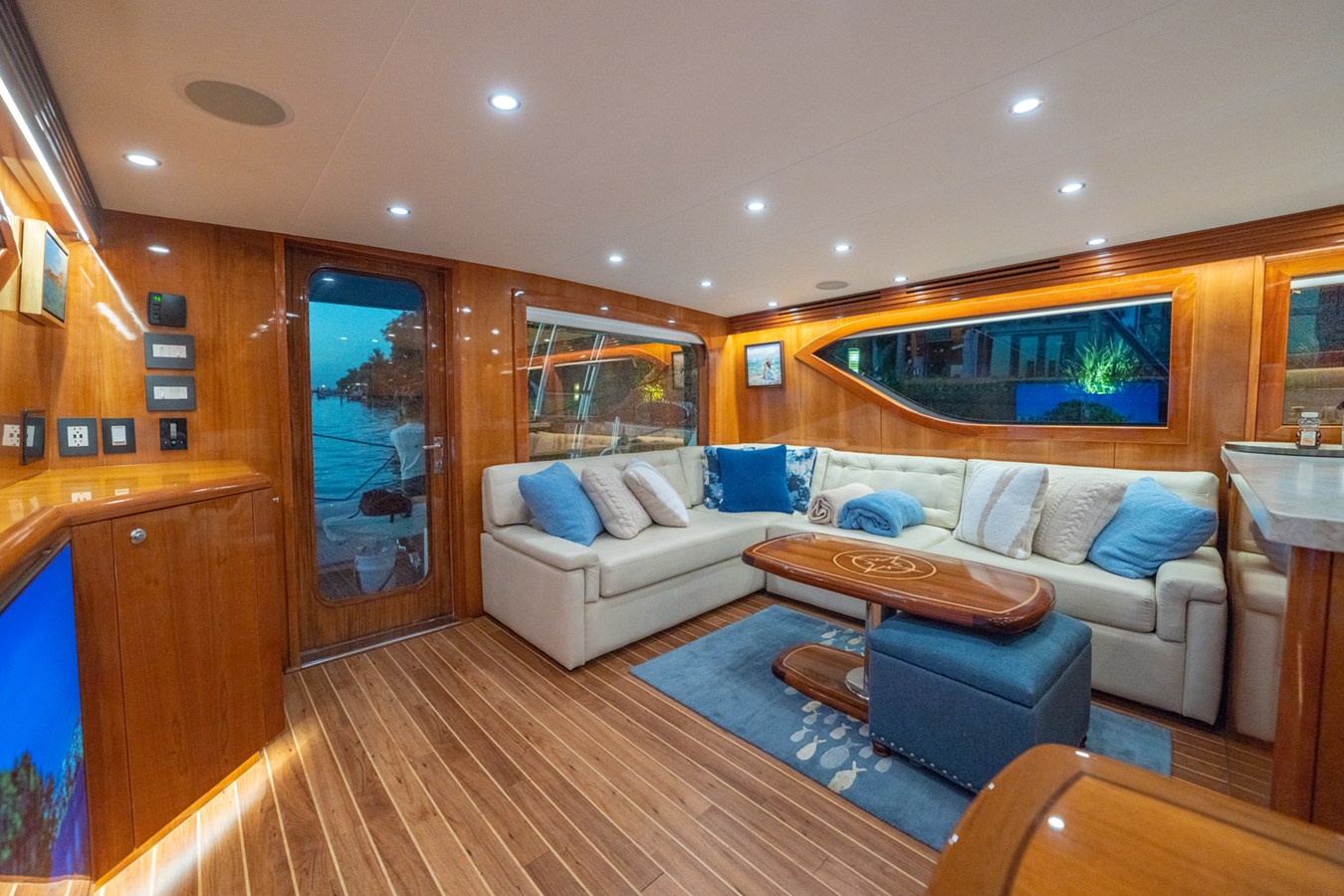 2005-hatteras-60-2-b24807