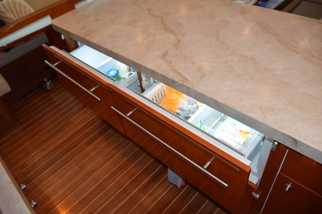 2005-hatteras-60-2-b24807