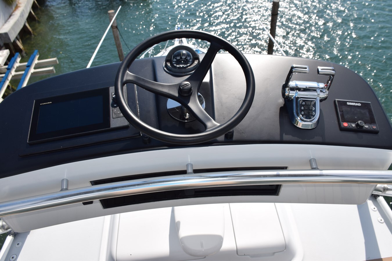 2005-hatteras-60-2-b24807