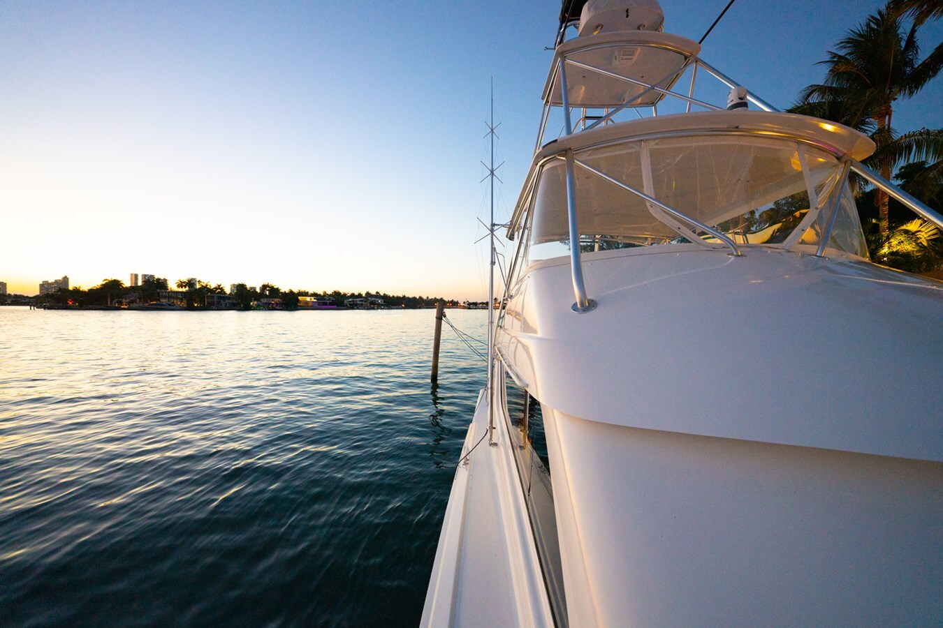 2005-hatteras-60-2-b24807