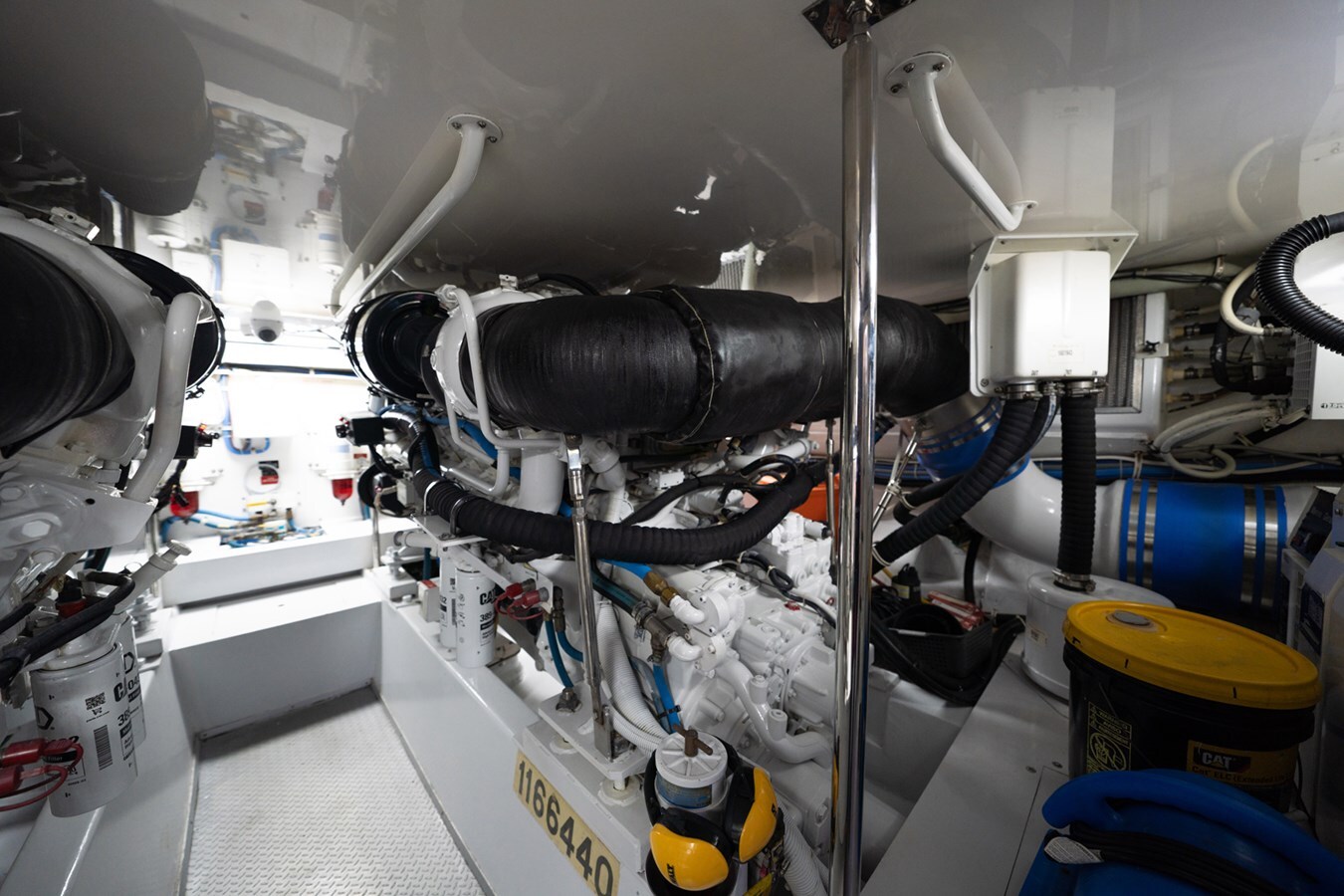 2005-hatteras-60-2-b24807