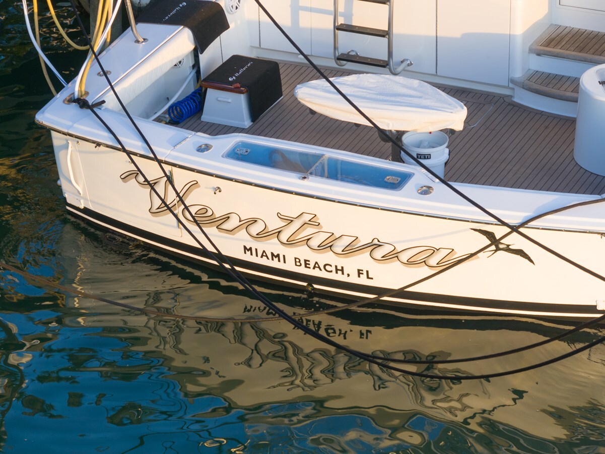 2005-hatteras-60-2-b24807