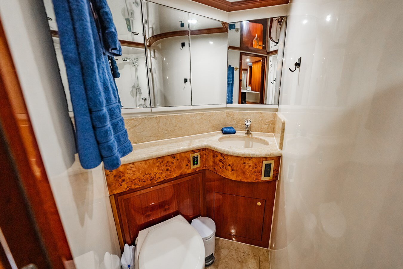 2005-johnson-87-9afabf