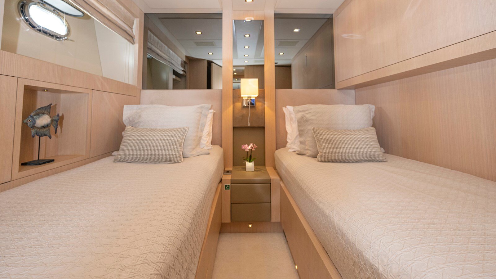 2005-mangusta-108-73f85a