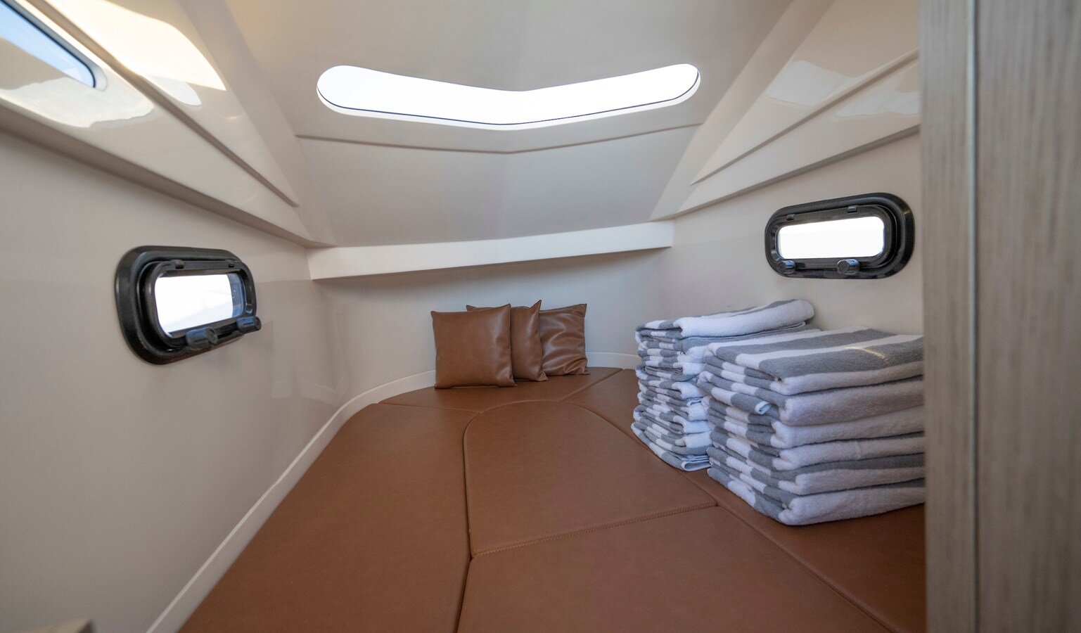 2005-mangusta-108-73f85a