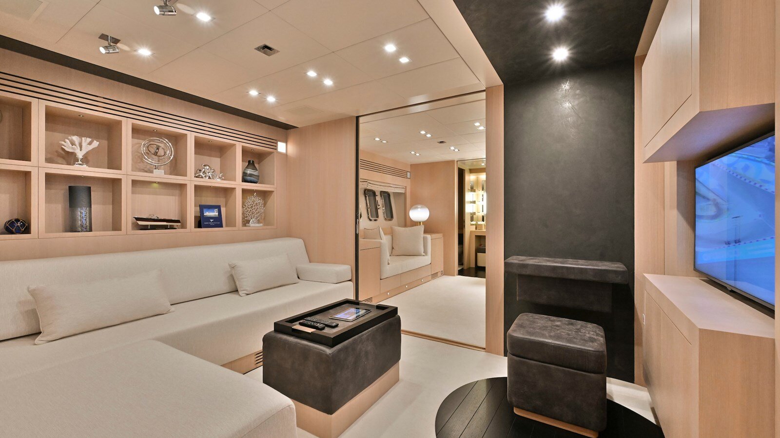 2005-mangusta-108-73f85a