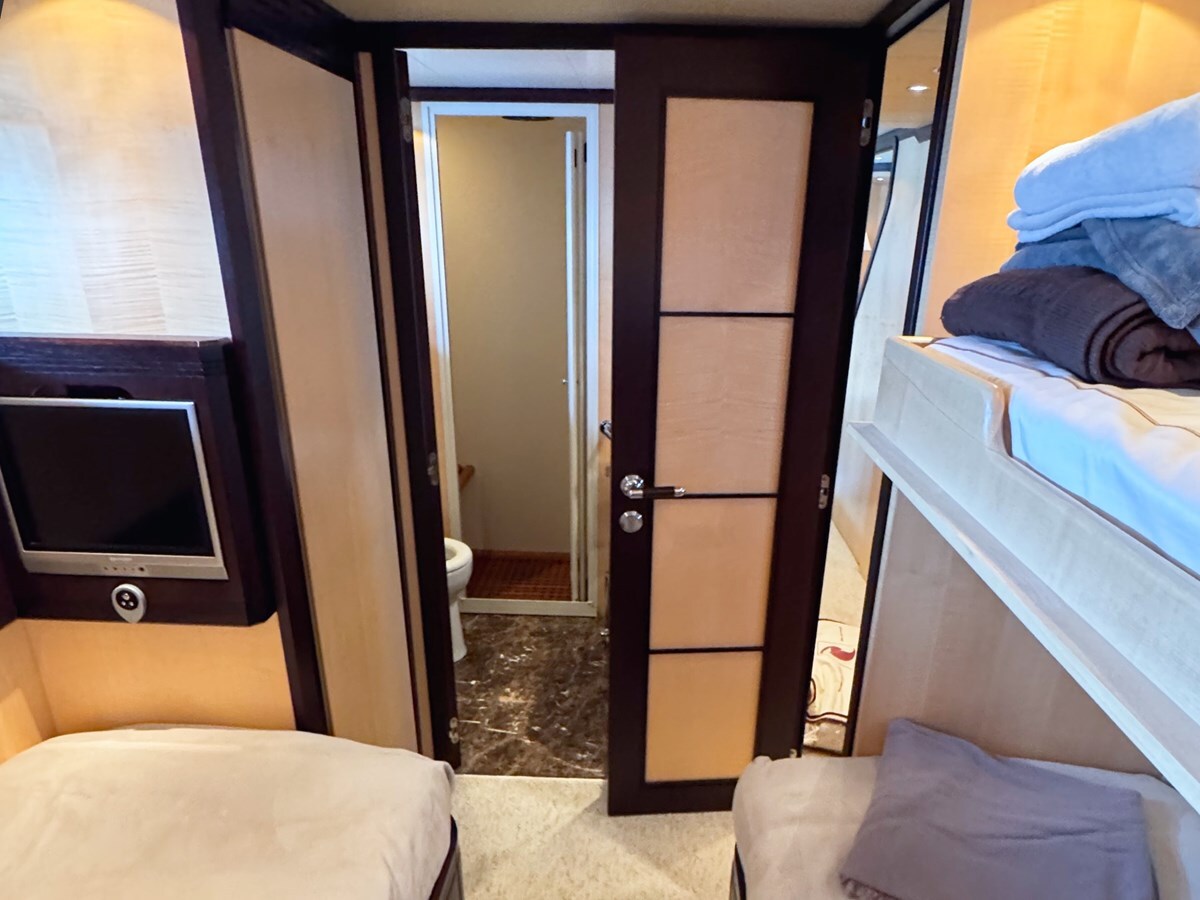 2005-mangusta-75-2-4c9aa4