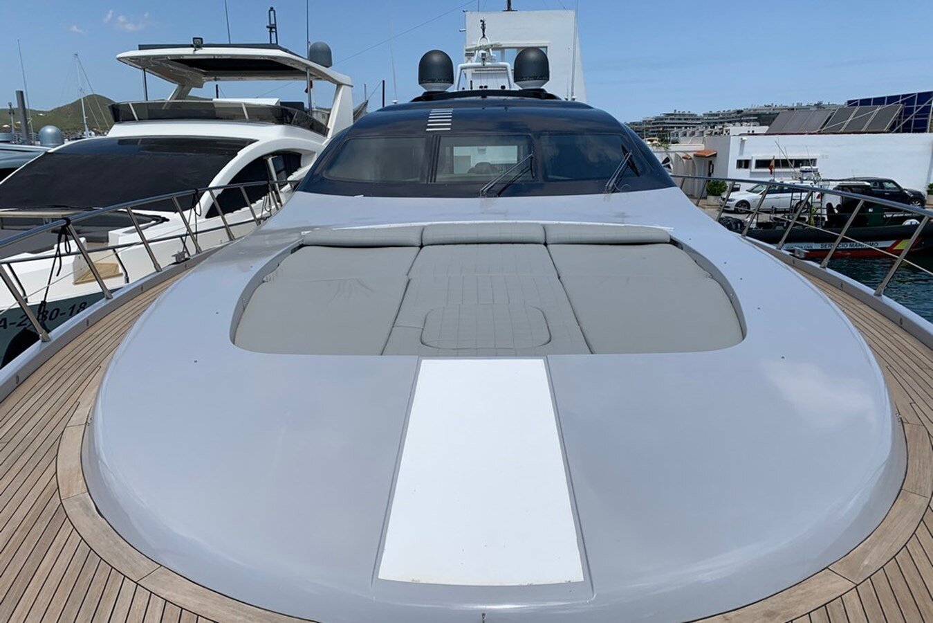 2005-mangusta-92-11-74741b