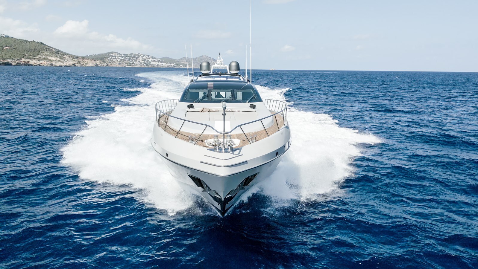 2005 MANGUSTA 92' 7