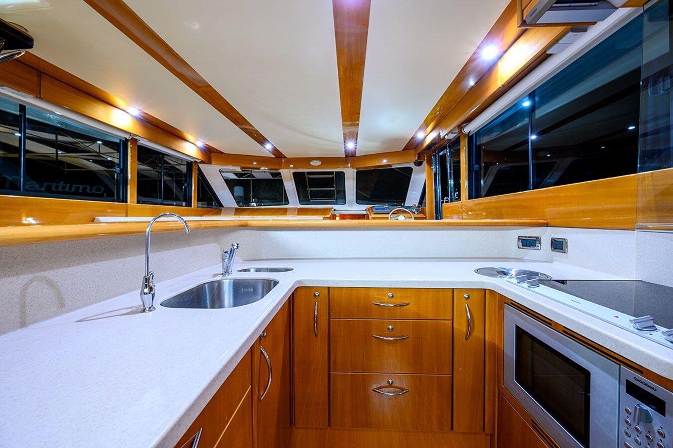 2005-maritimo-62-53bd60