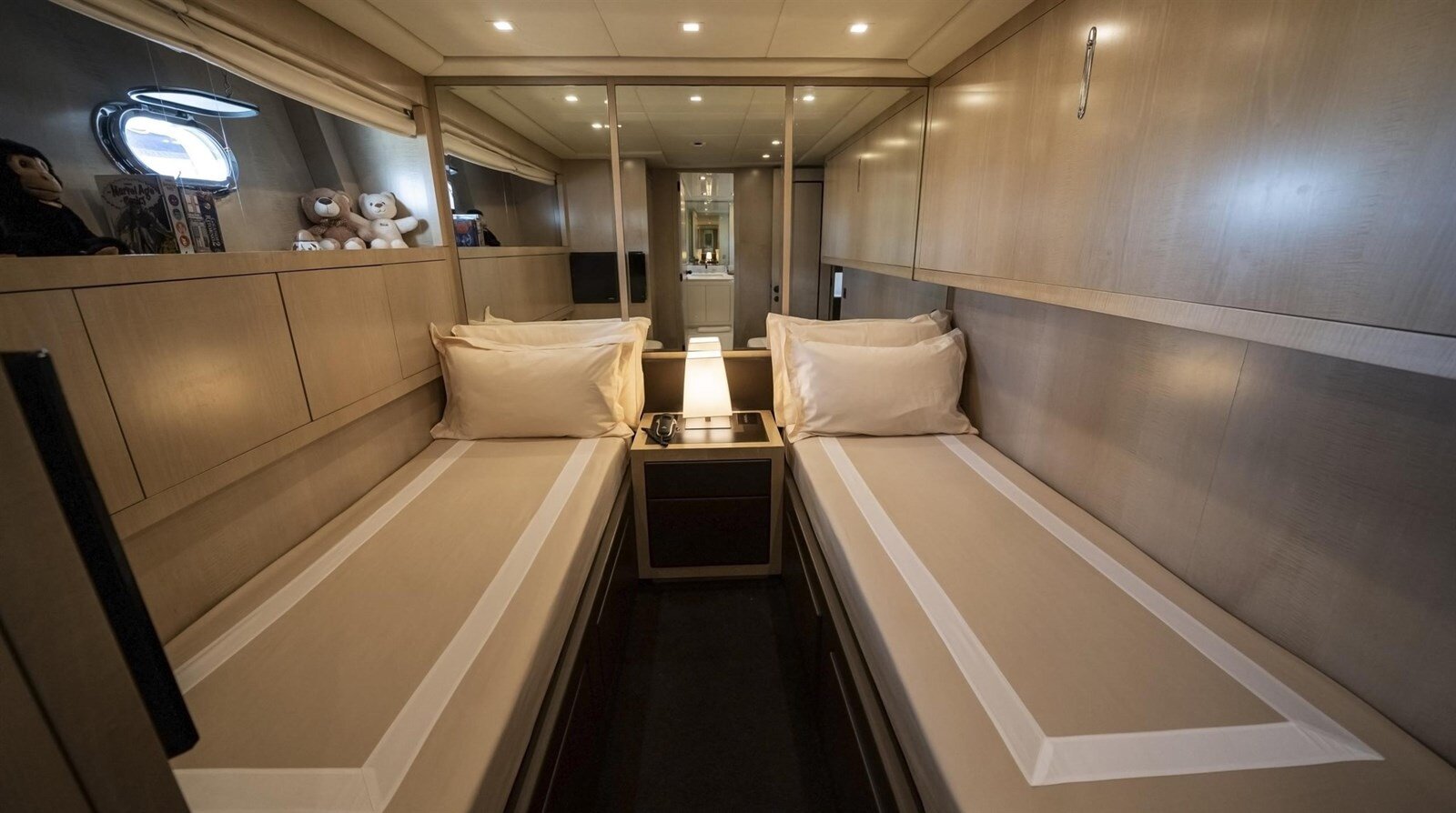 2005-overmarine-group-95-2-cad08f