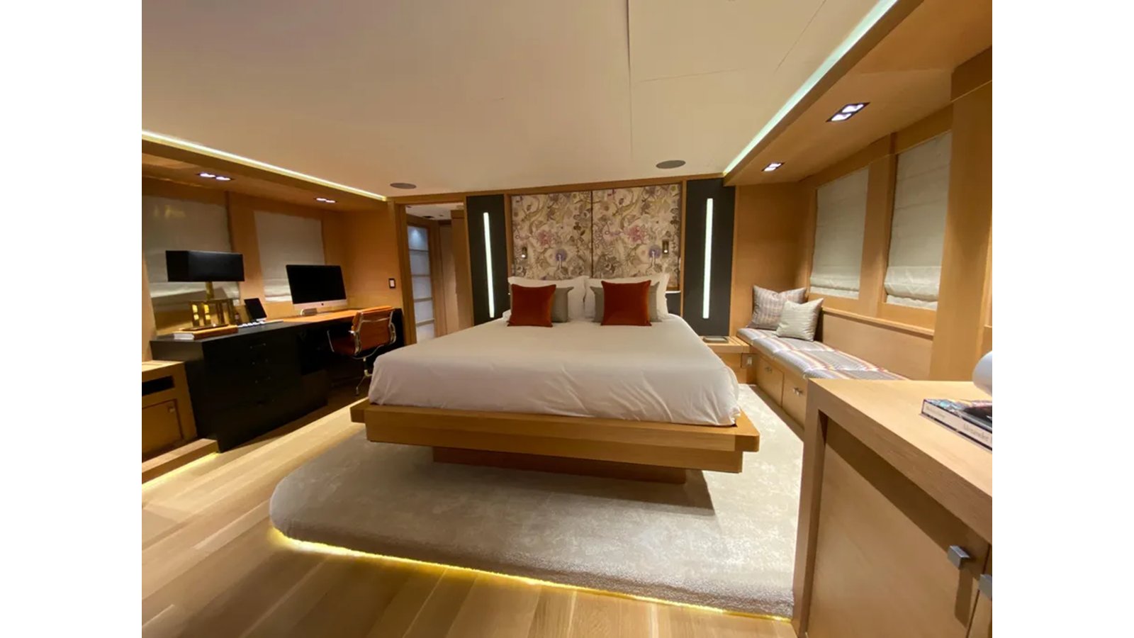 2005-palmer-johnson-120-1-65a914