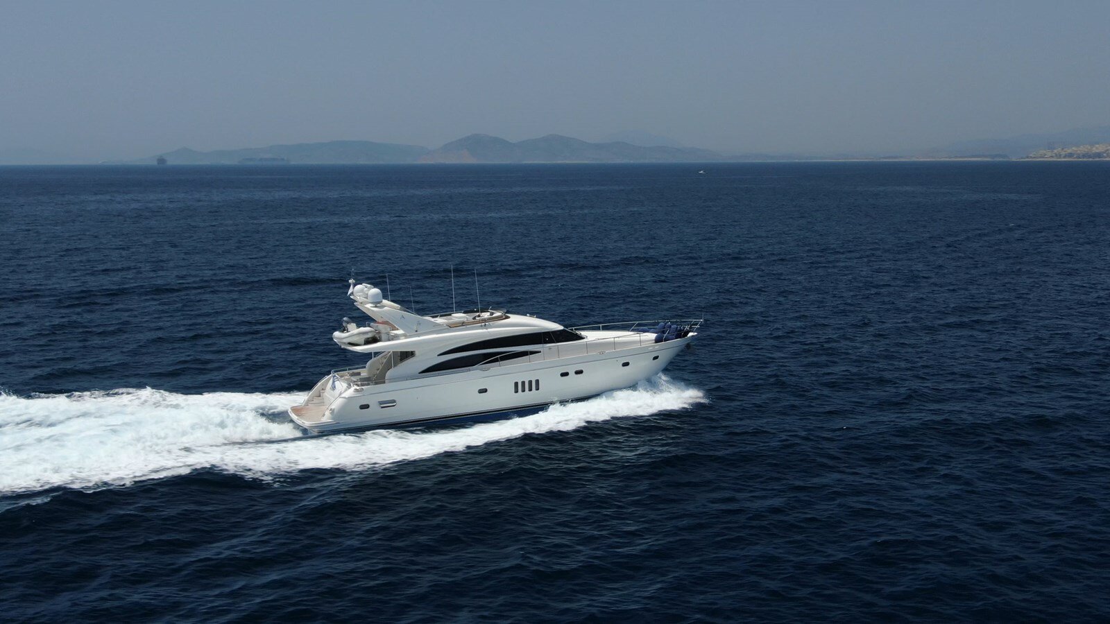 2005-princess-yachts-72-1-6a2abf