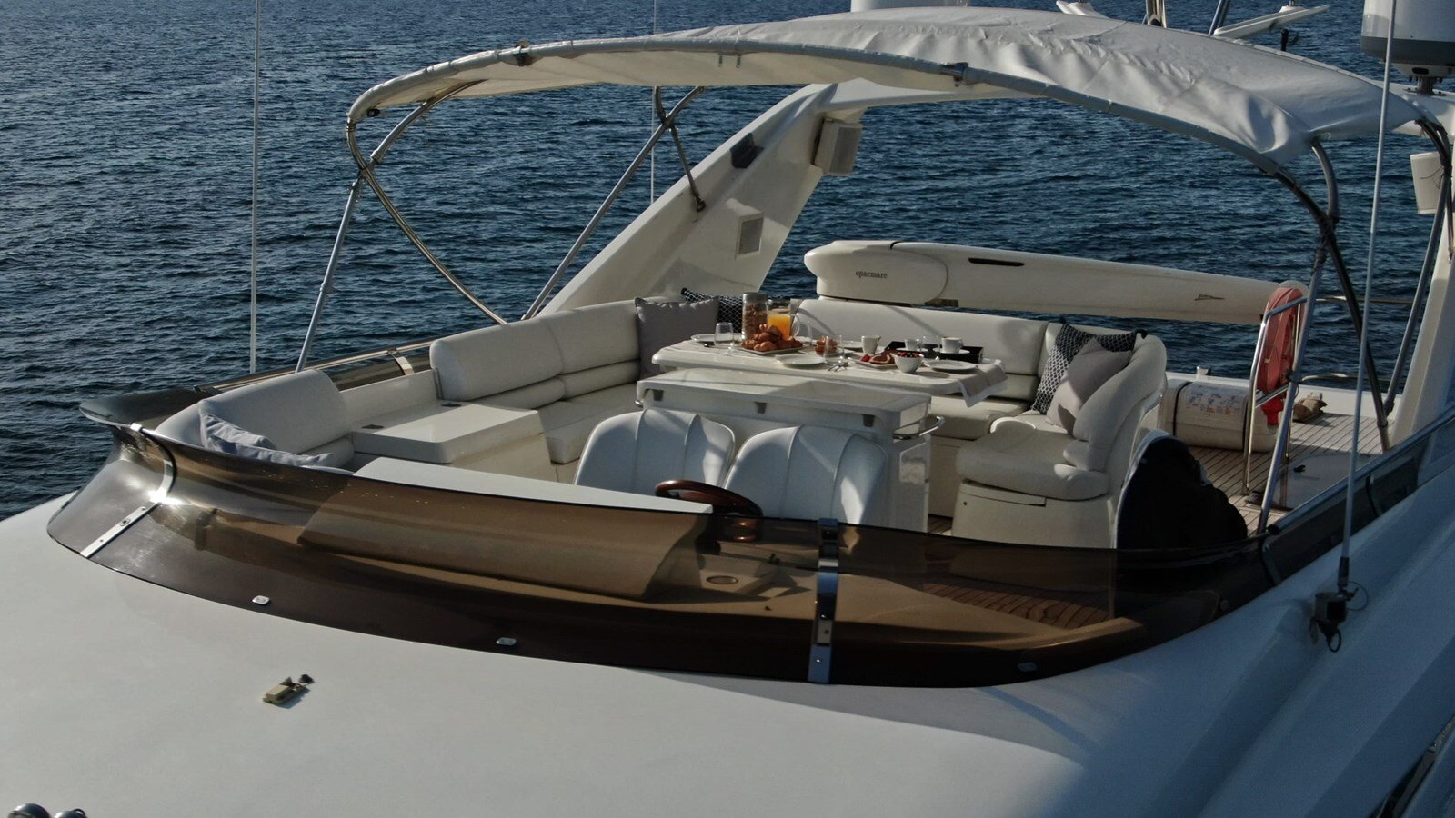 2005 PRINCESS YACHTS 72' 1