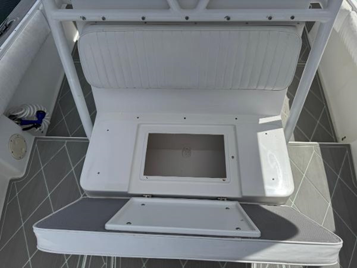 2005-regulator-23-4-b3fd06