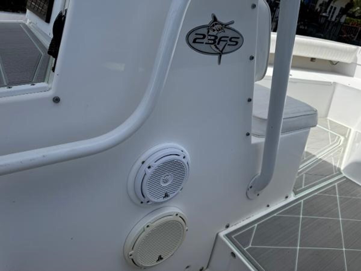 2005-regulator-23-4-b3fd06