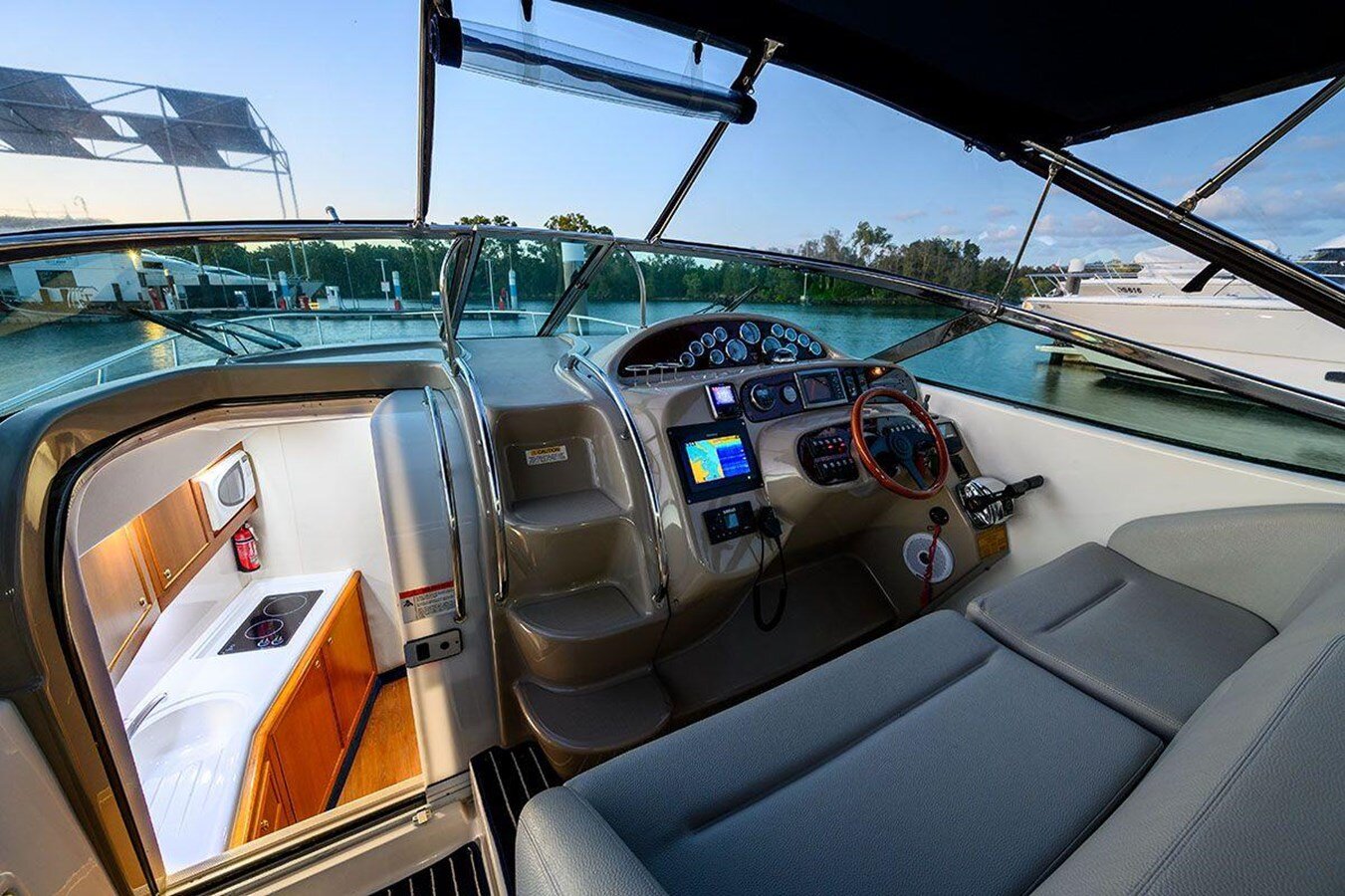 2005-riviera-43-580d77