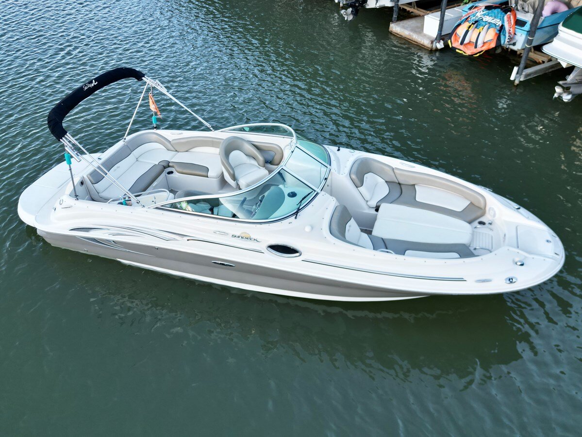 2005-sea-ray-26-4-551995