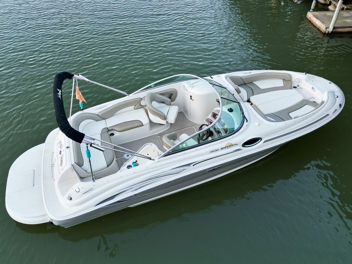 2005-sea-ray-26-4-551995