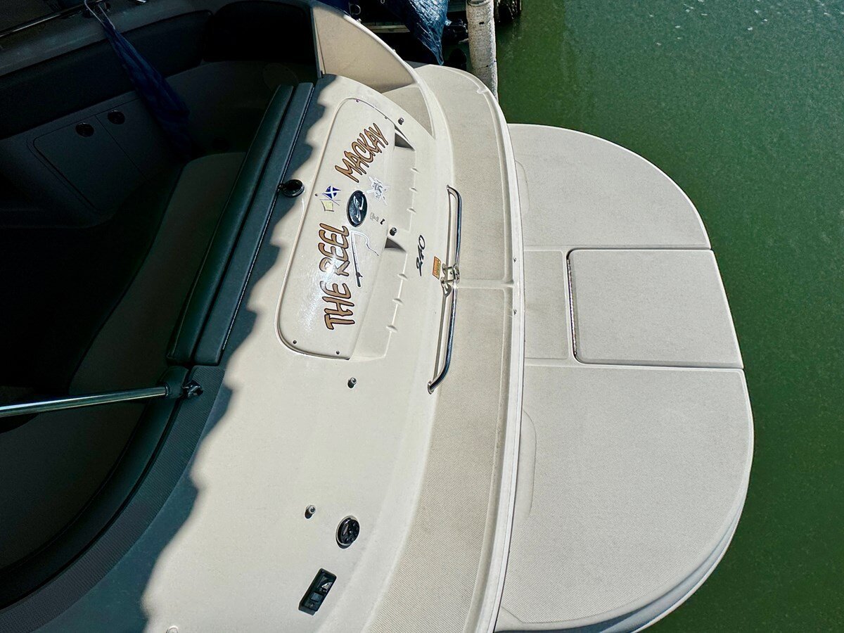 2005-sea-ray-26-4-551995