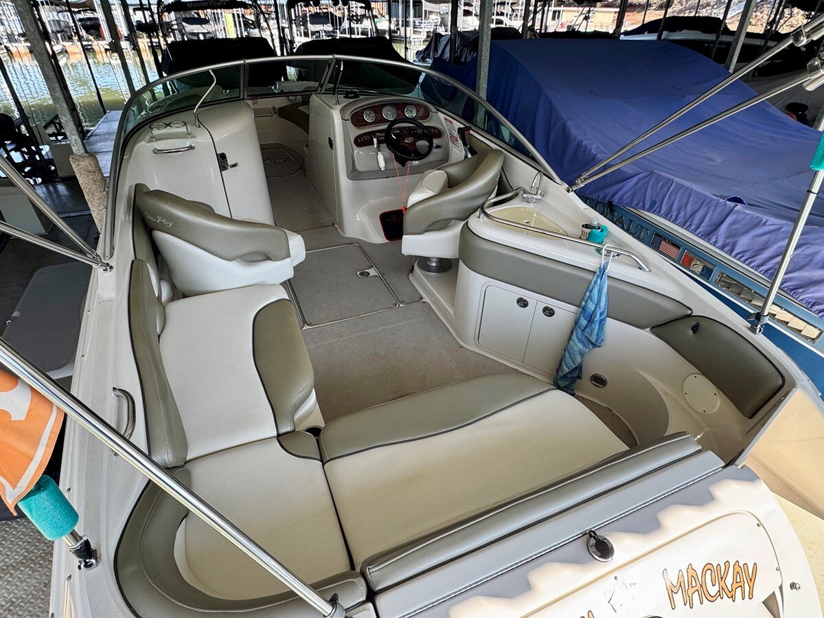 2005-sea-ray-26-4-551995