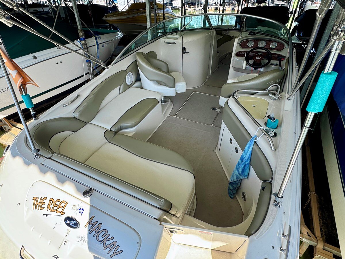 2005-sea-ray-26-4-551995