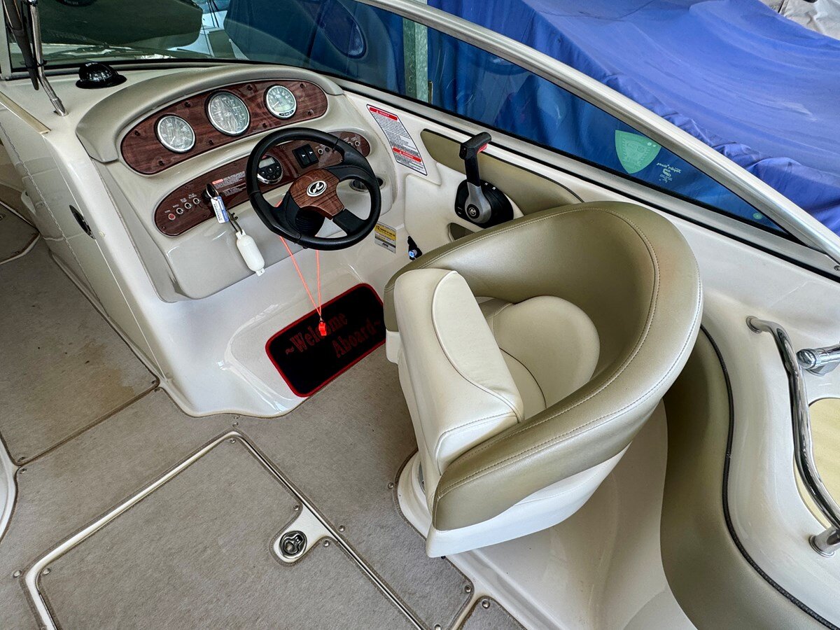 2005-sea-ray-26-4-551995
