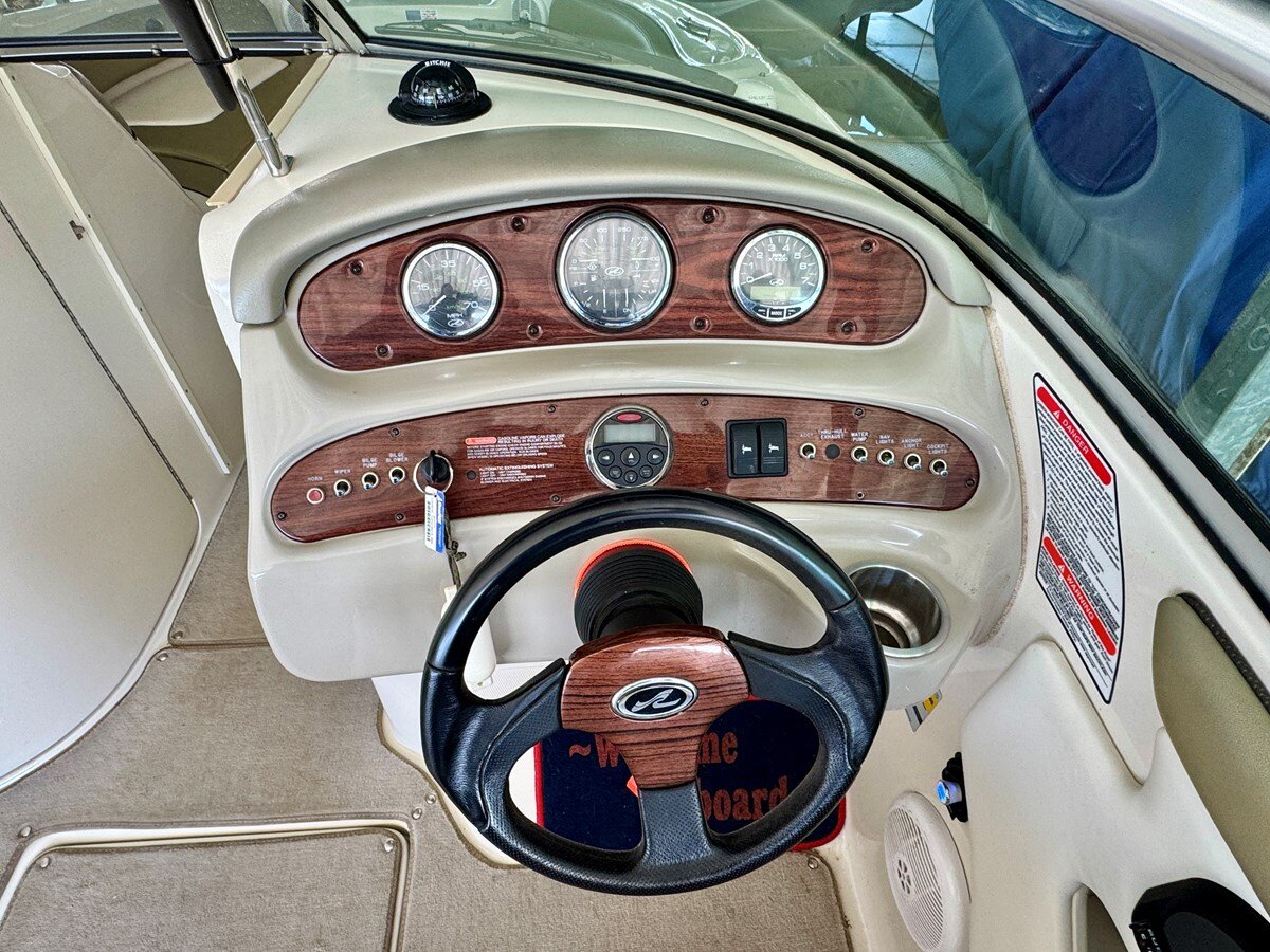 2005-sea-ray-26-4-551995
