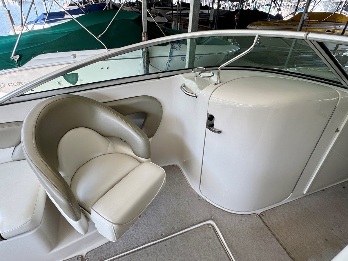 2005-sea-ray-26-4-551995