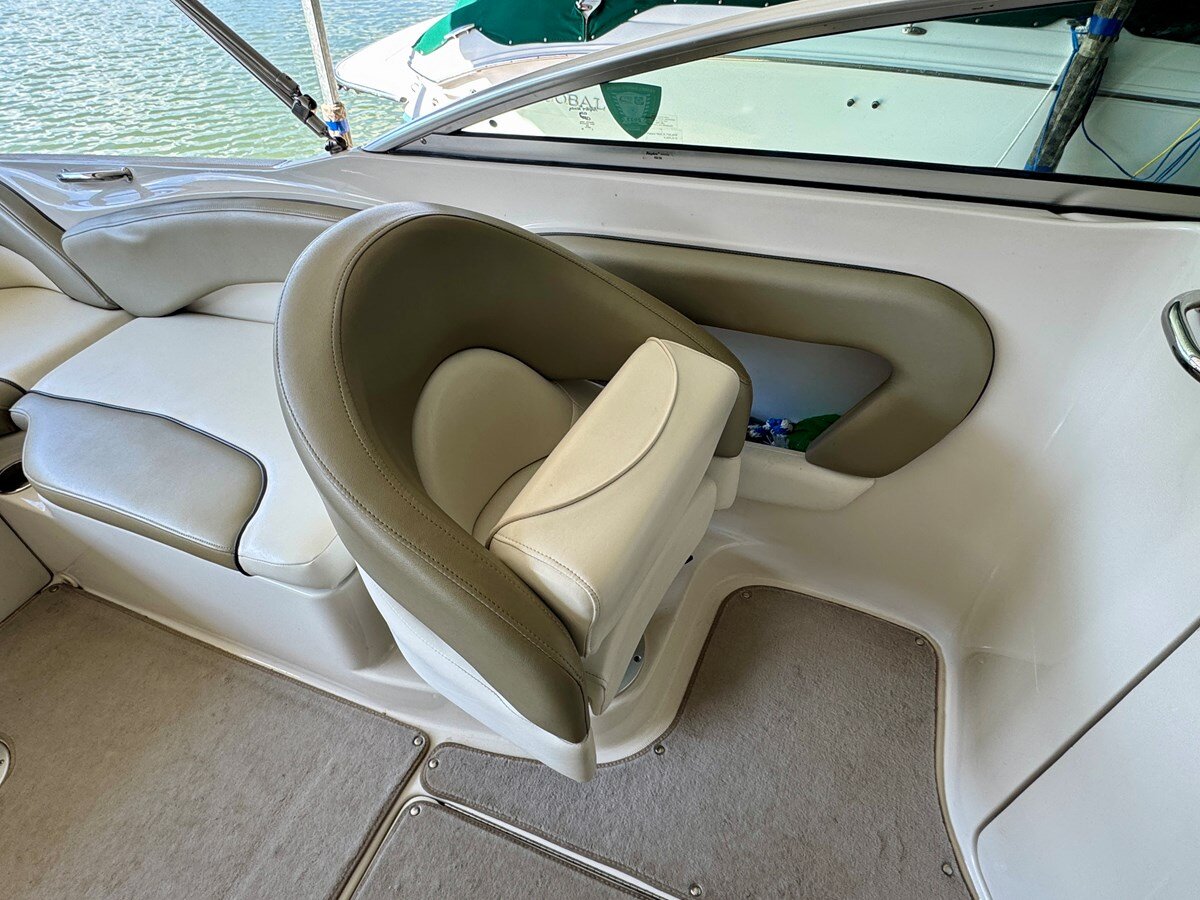 2005-sea-ray-26-4-551995