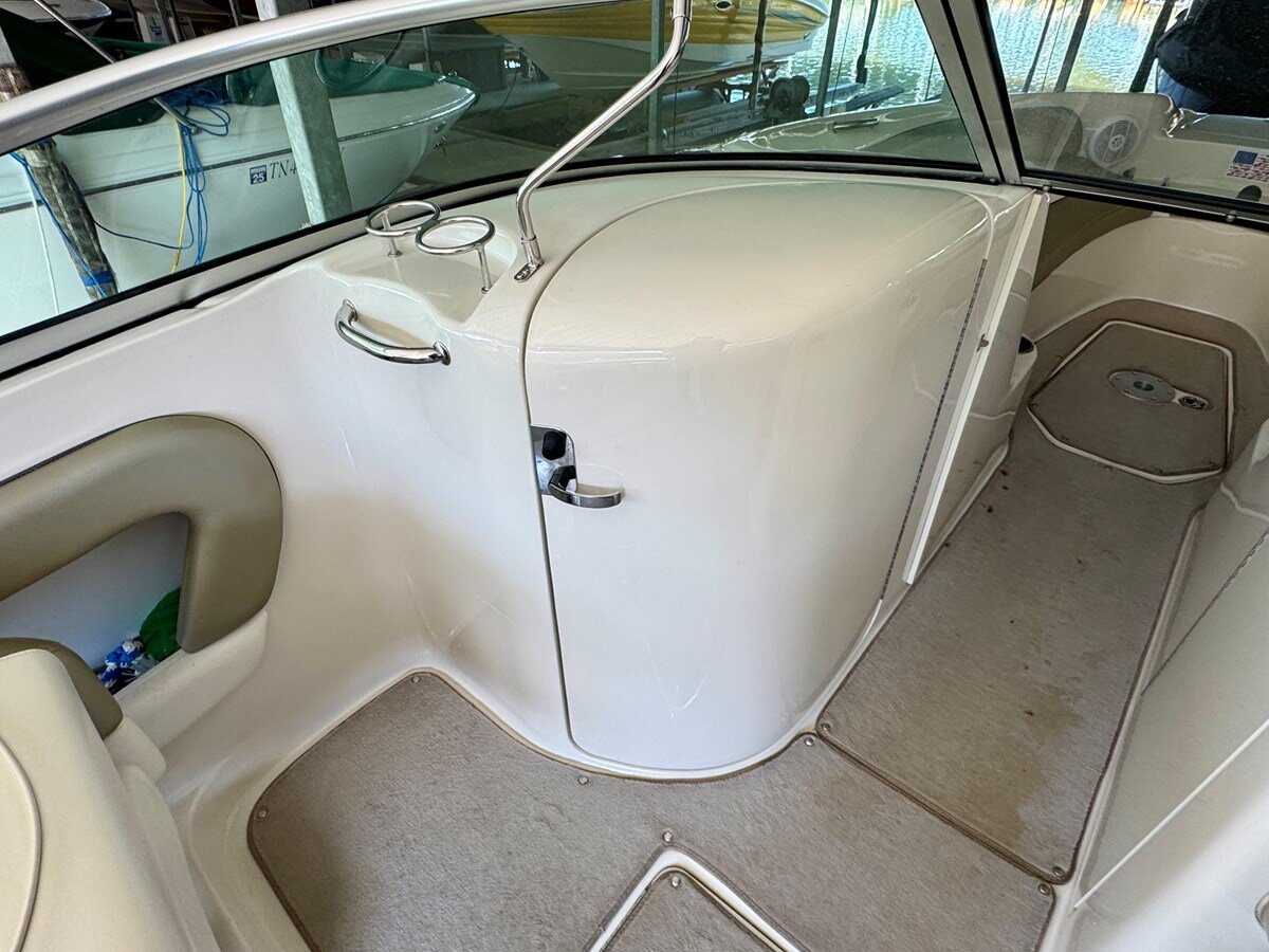 2005-sea-ray-26-4-551995