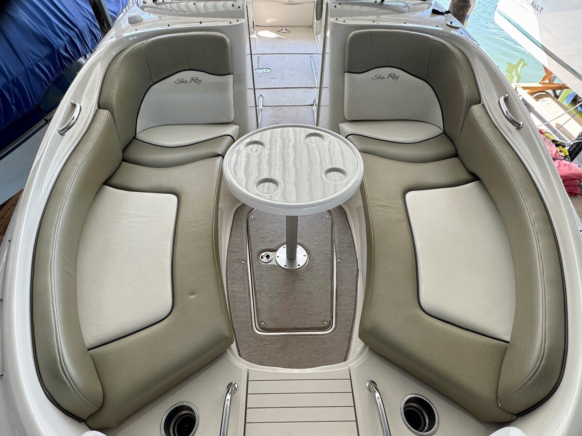 2005-sea-ray-26-4-551995