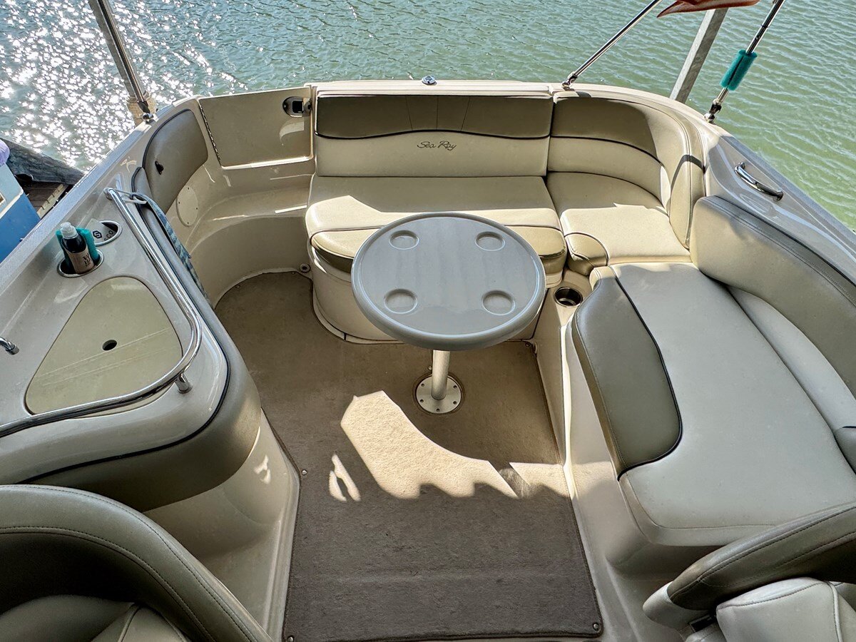 2005-sea-ray-26-4-551995
