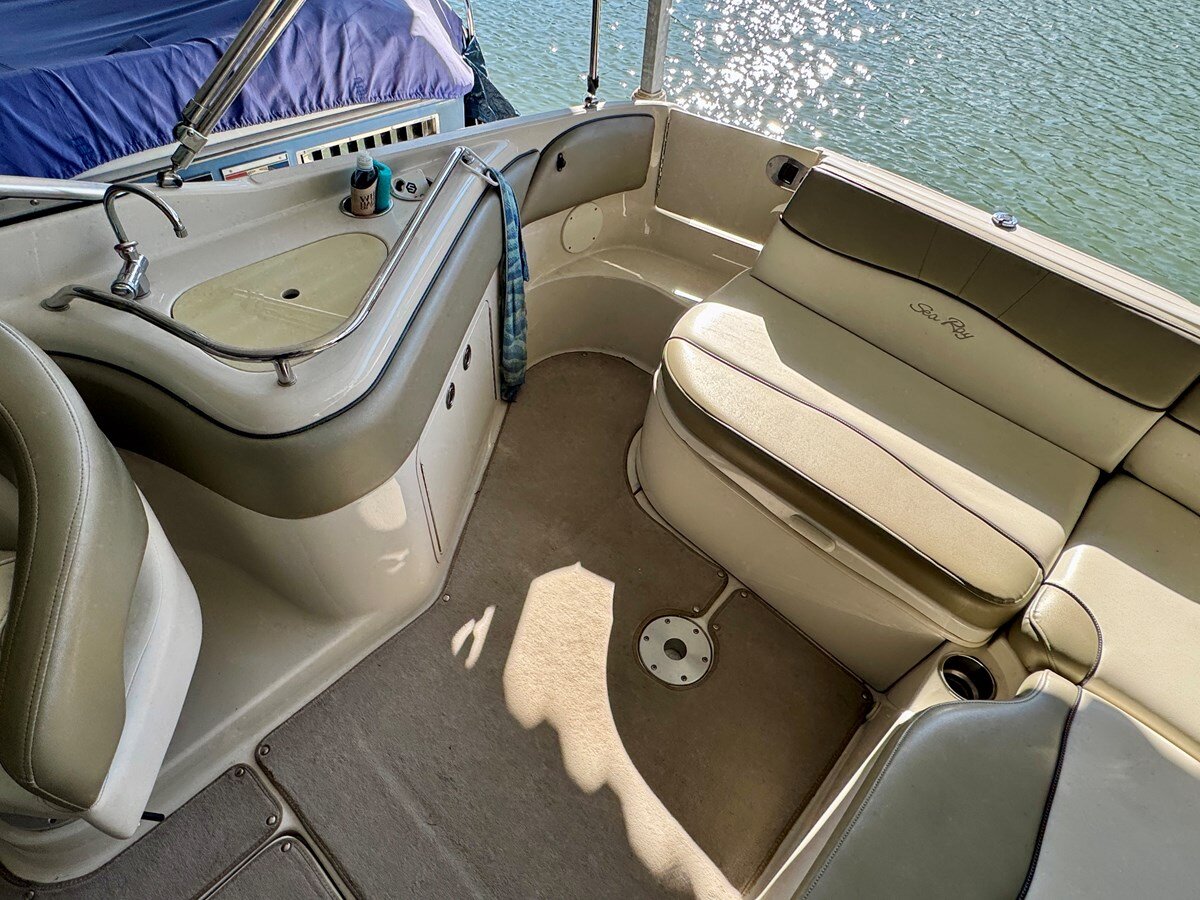 2005-sea-ray-26-4-551995