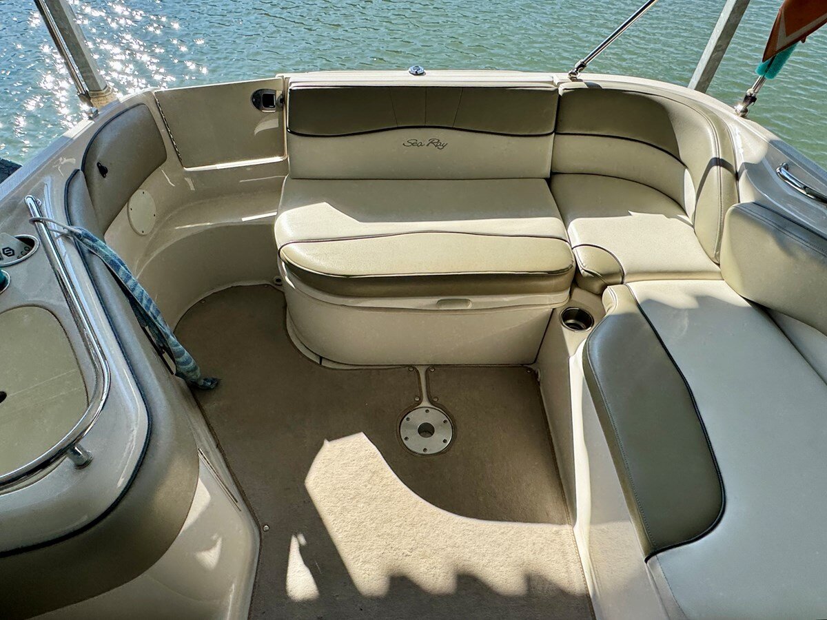 2005-sea-ray-26-4-551995