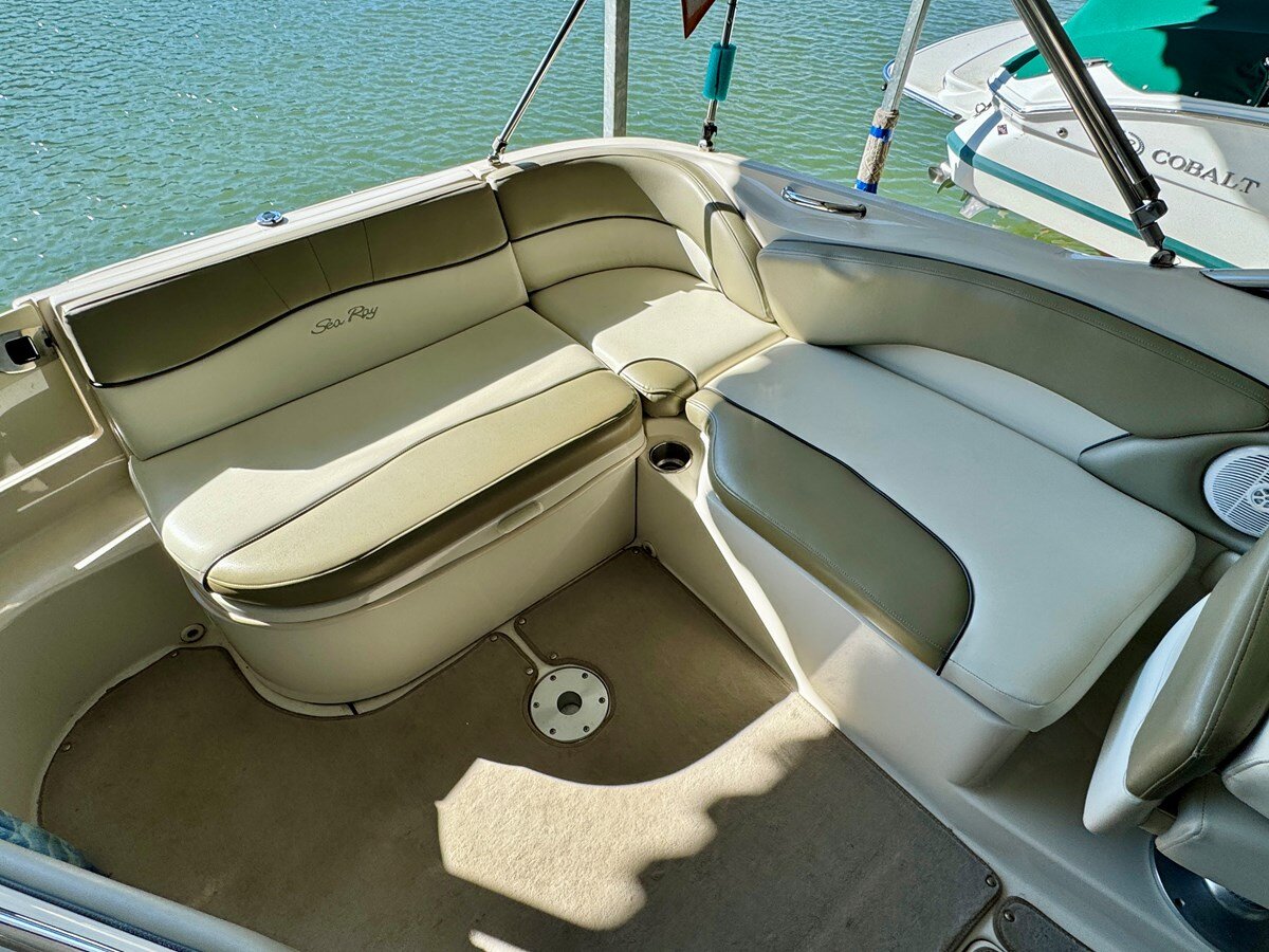 2005-sea-ray-26-4-551995
