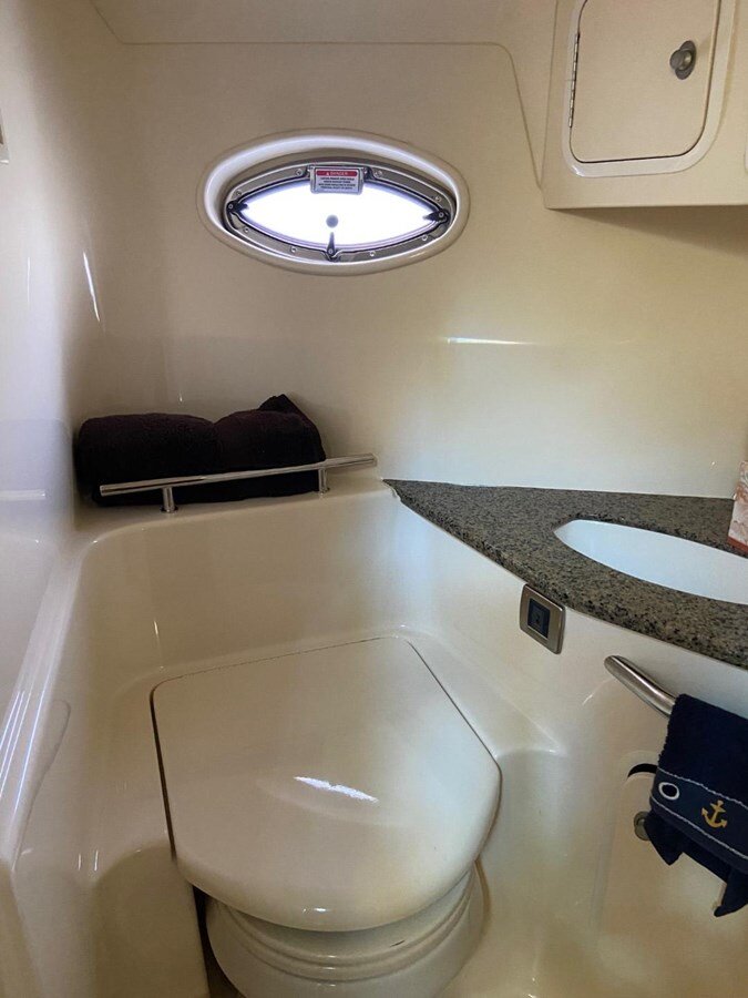 2005-sea-ray-42-1-382c38