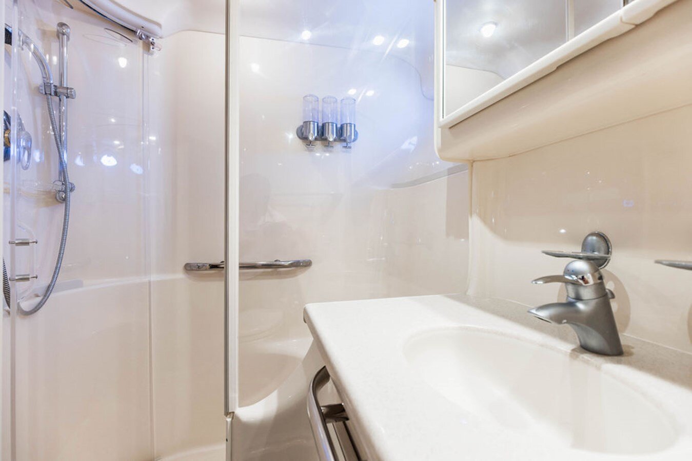 2005-sea-ray-60-2bfad6