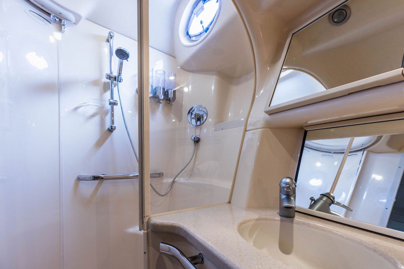 2005-sea-ray-60-2bfad6