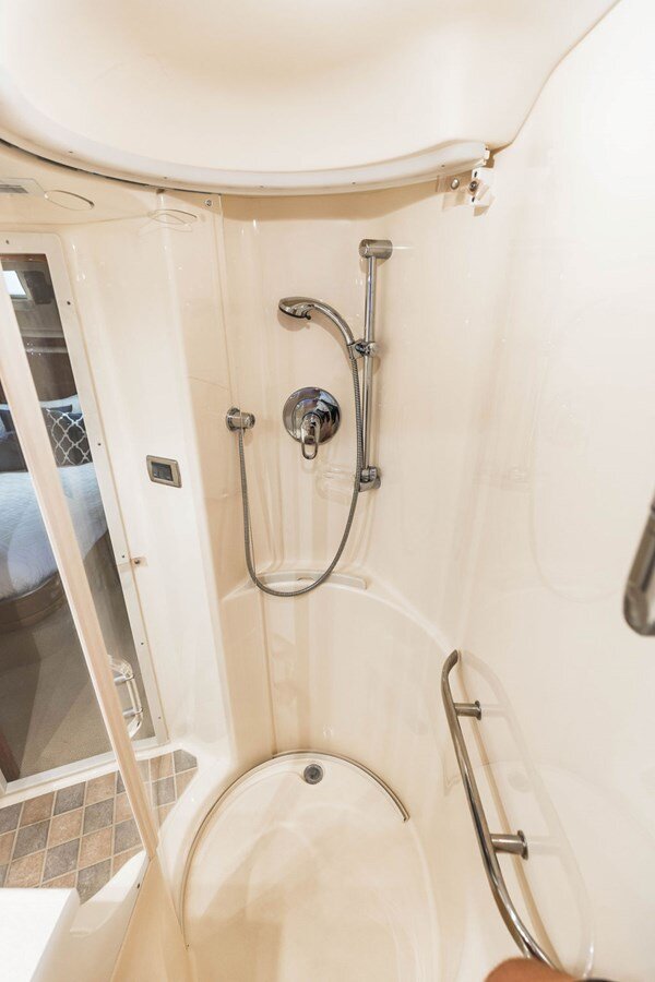 2005-sea-ray-60-2bfad6