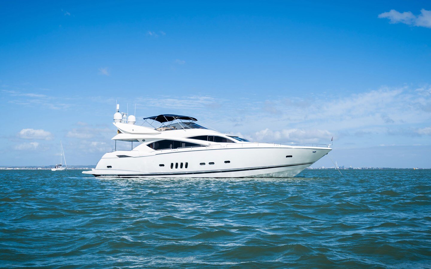 2005-sunseeker-82-f35d96