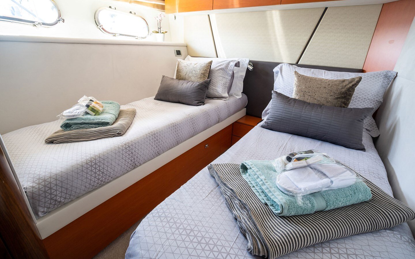 2005-sunseeker-82-f35d96