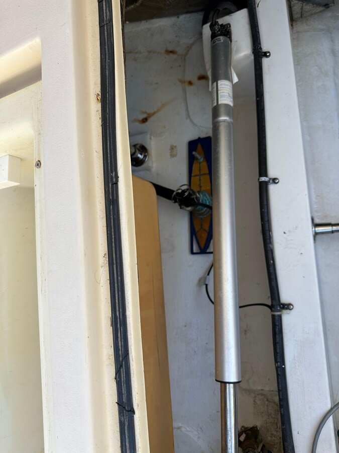 2006-albin-28-5010ae