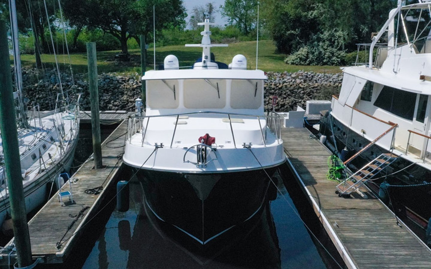 2006-american-tug-45-6-c2d4e9