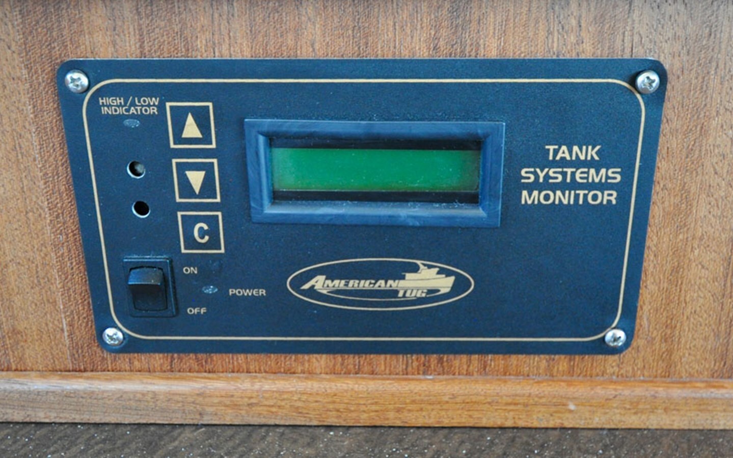 2006-american-tug-45-6-c2d4e9