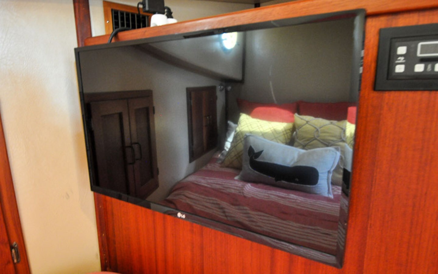 2006-american-tug-45-6-c2d4e9