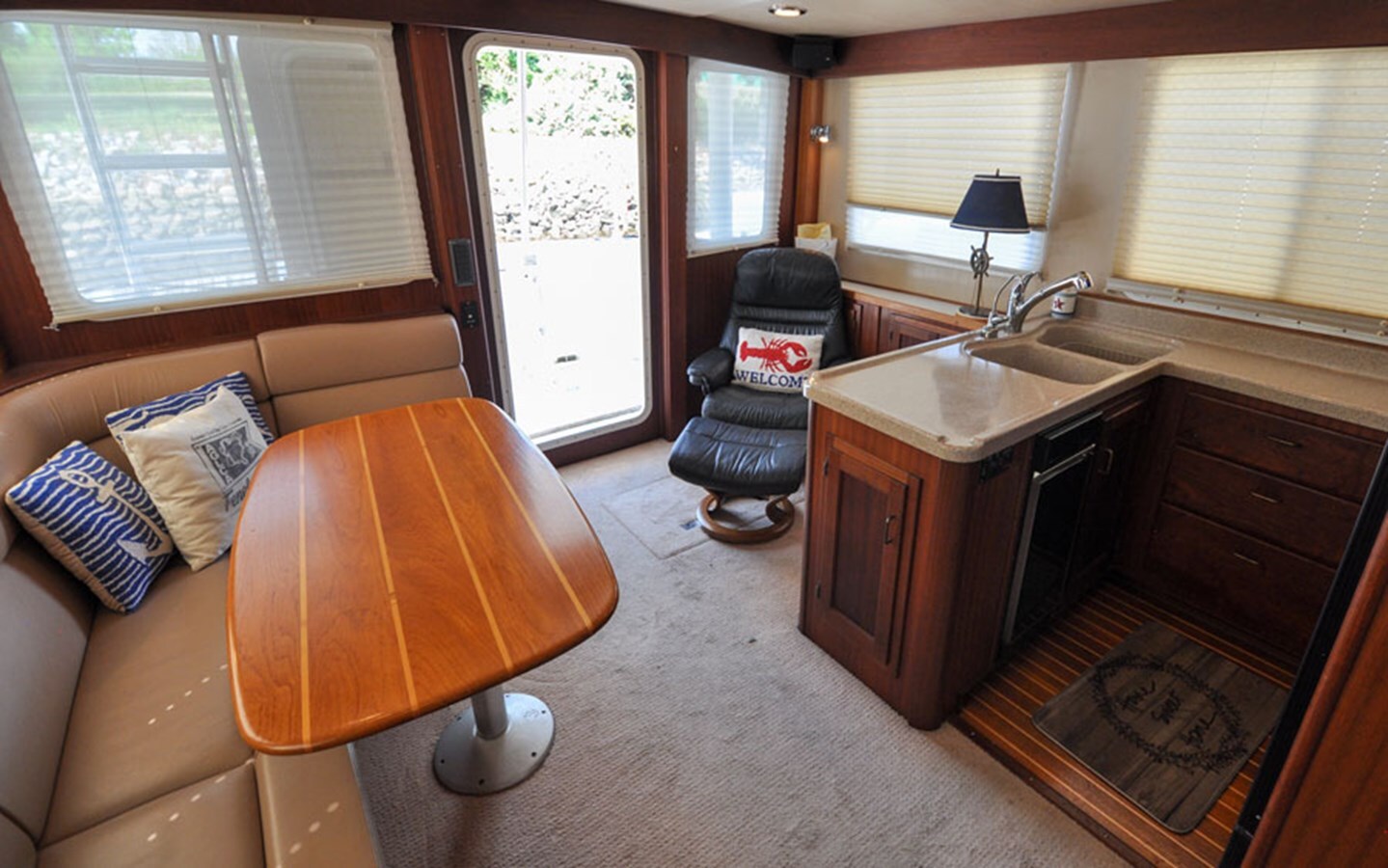 2006-american-tug-45-6-c2d4e9