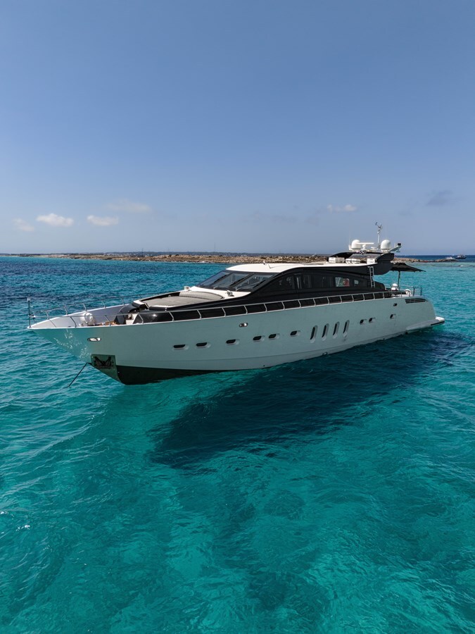 2006 ARNO LEOPARD 101' 9