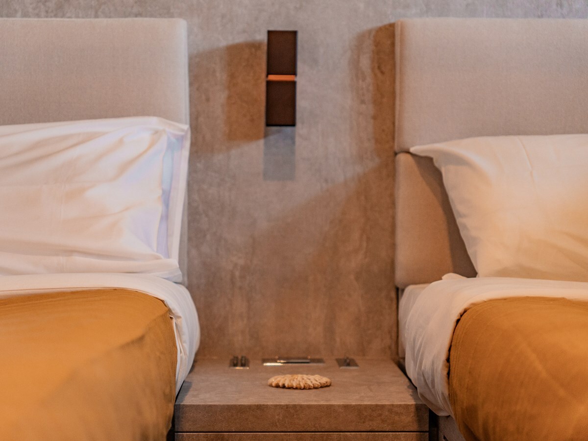 2006 ARNO LEOPARD 101' 9