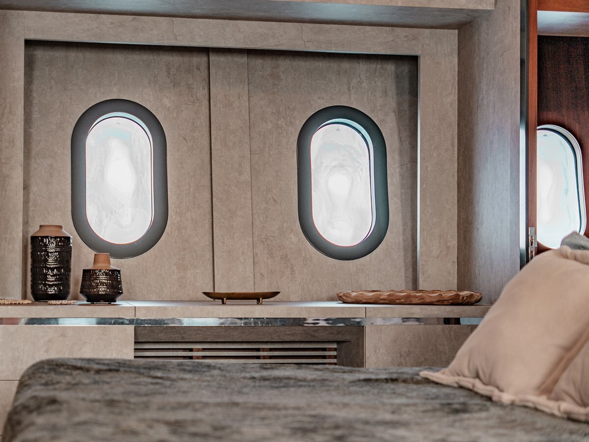 2006 ARNO LEOPARD 101' 9